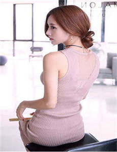 年轻的小峓子3韩国在钱,不甘的人妻HD中字