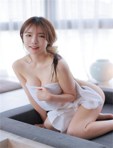 女儿献身爸爸报养育恩/国产成久久免费精品AV片天堂